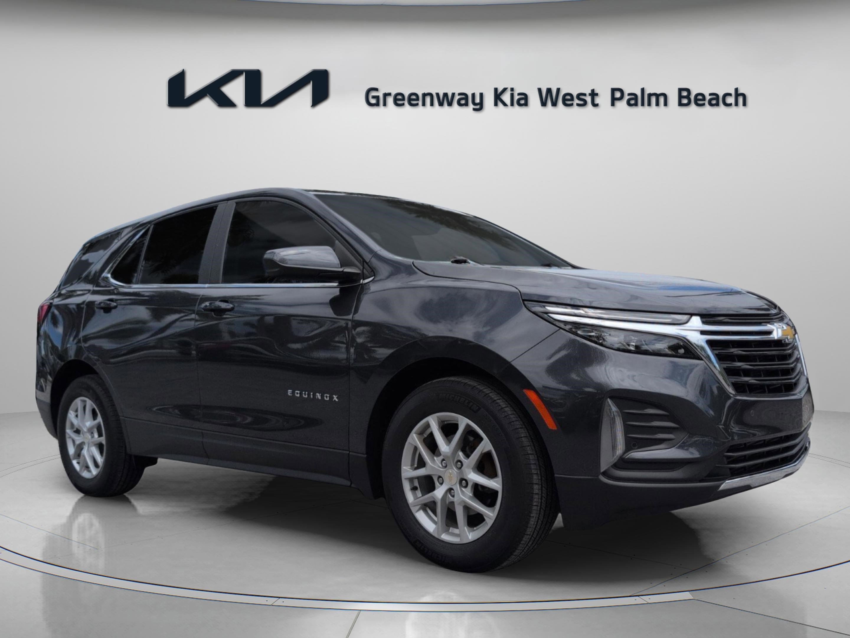 Used 2023 Chevrolet Equinox LT FWD image 1