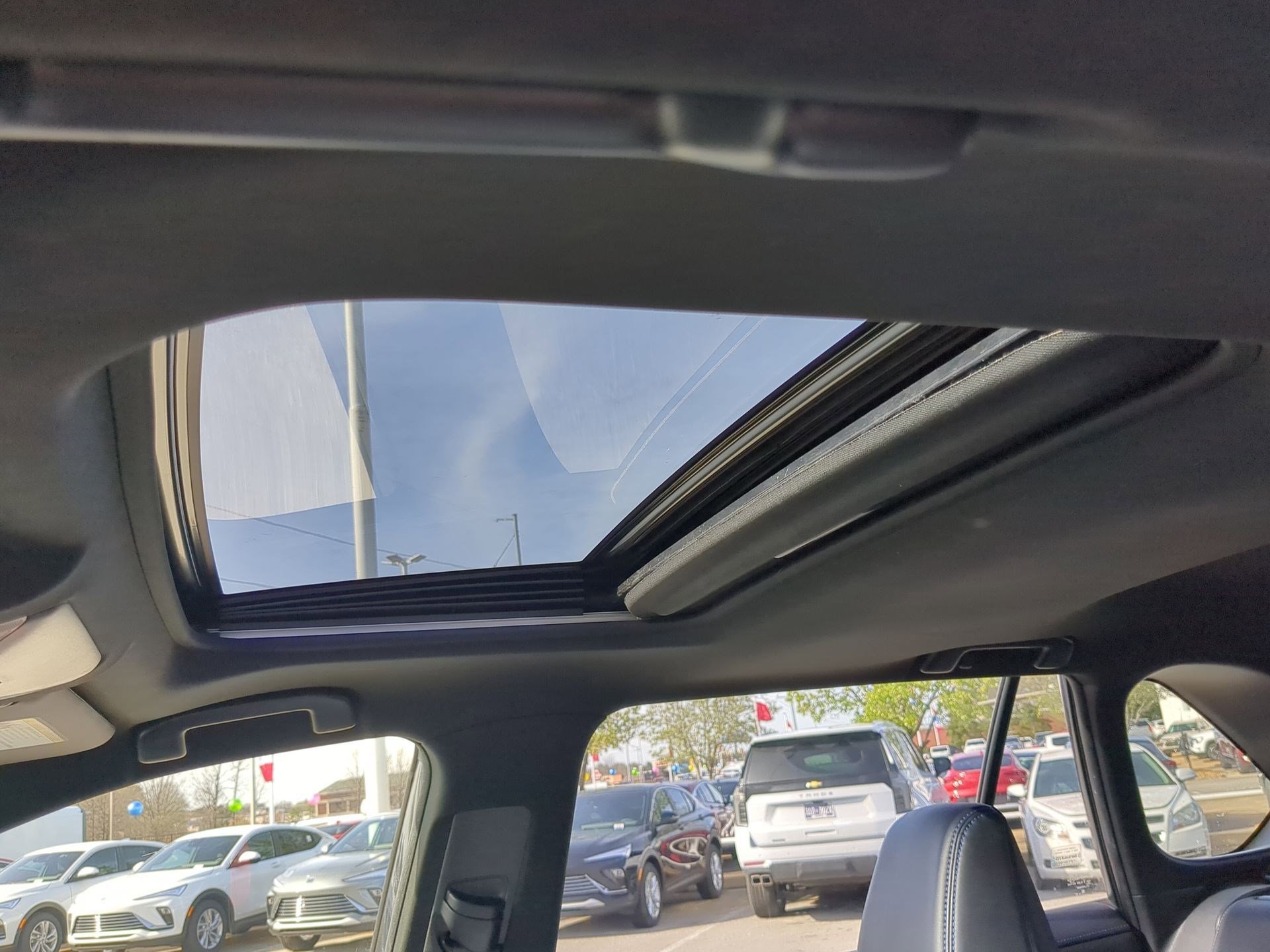 Used 2019 Toyota RAV4 XSE image 21