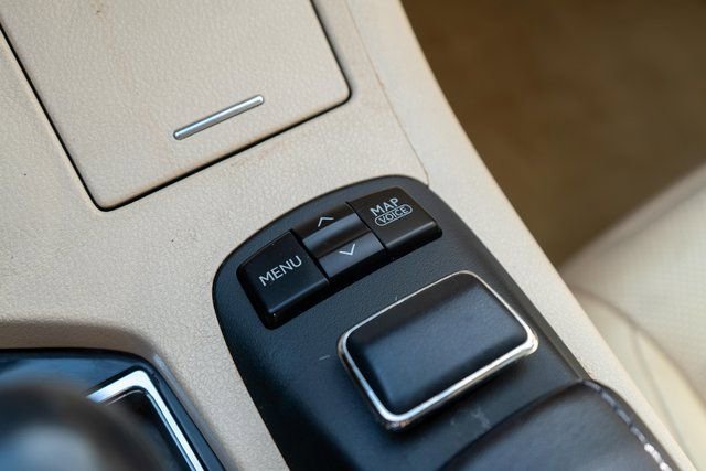 Used 2014 Lexus ES 350 w/ Luxury Package FWD image 41