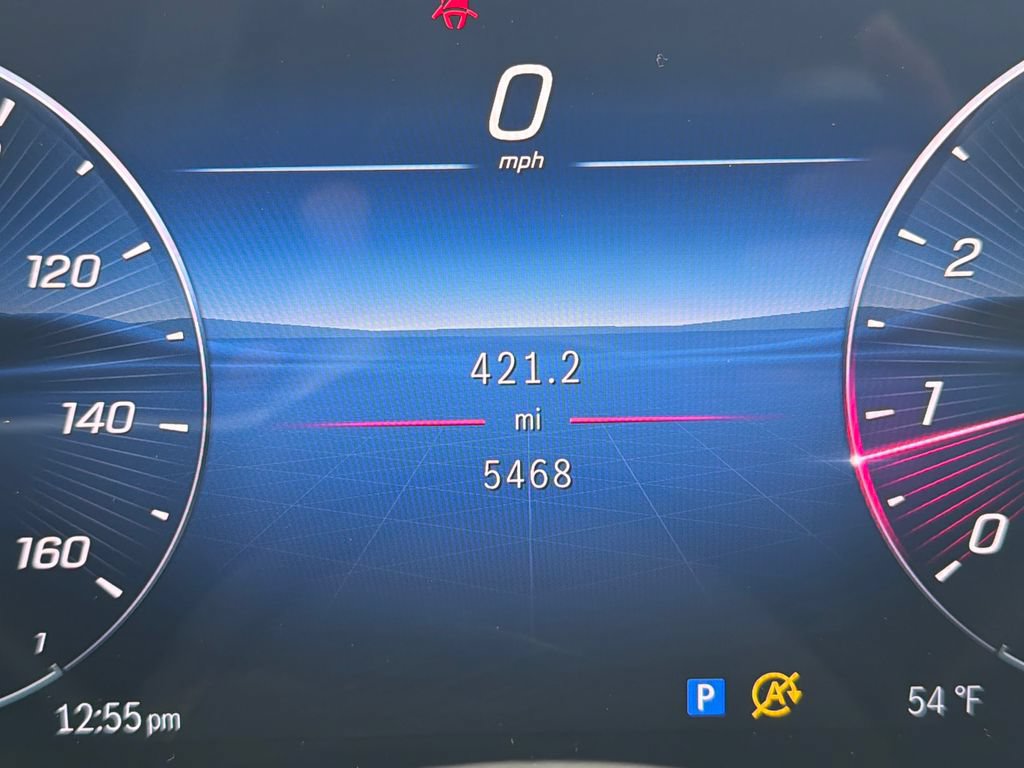 Used 2026 Mercedes-Benz GLC 300 4MATIC image 9