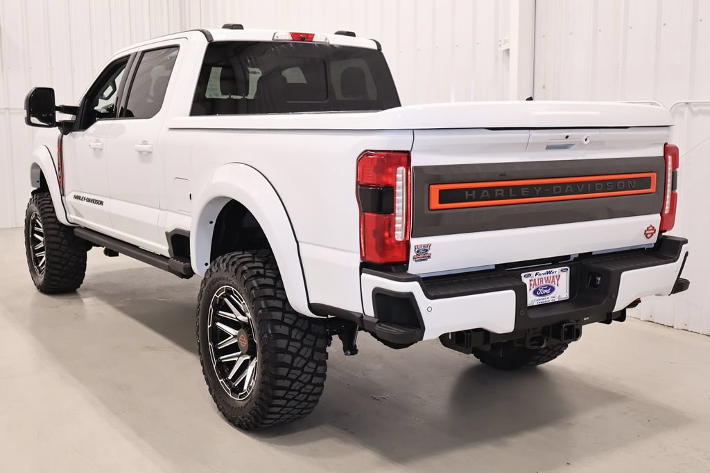 New 2026 Ford F250 Lariat w/ Black Appearance Package AWD/4WD image 7