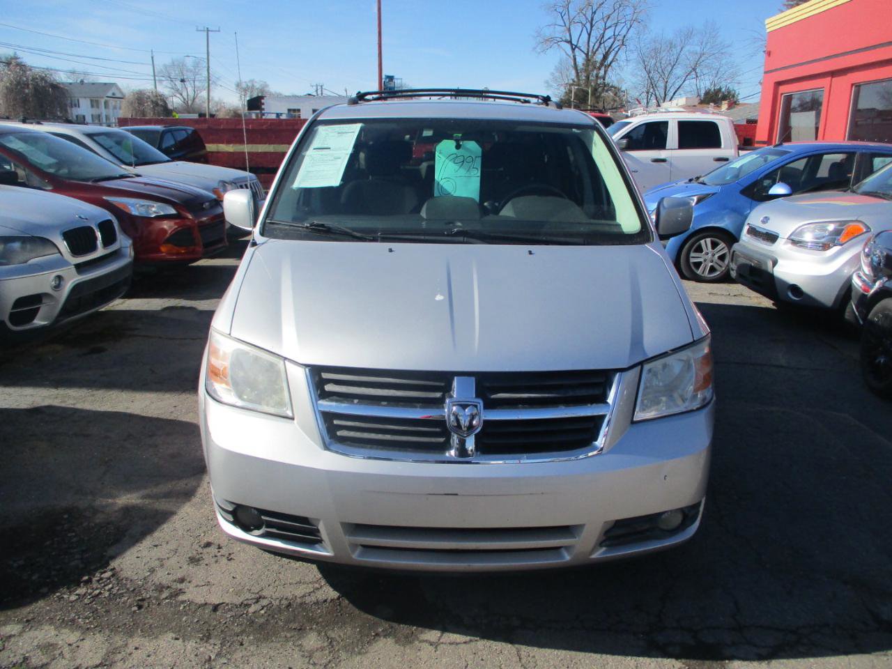 Used 2009 Dodge Grand Caravan SXT w/ Family Value Group image 3