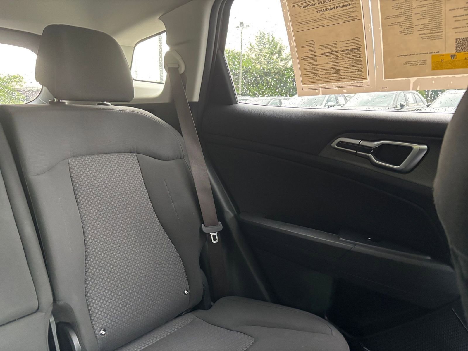 Used 2025 Kia Sportage LX FWD image 38