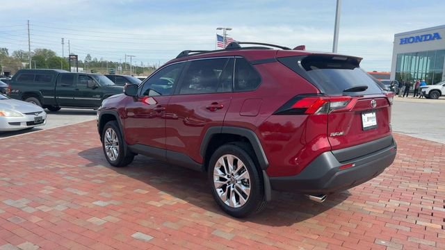 Used 2025 Toyota RAV4 XLE Premium w/ Weather Package FWD image 9
