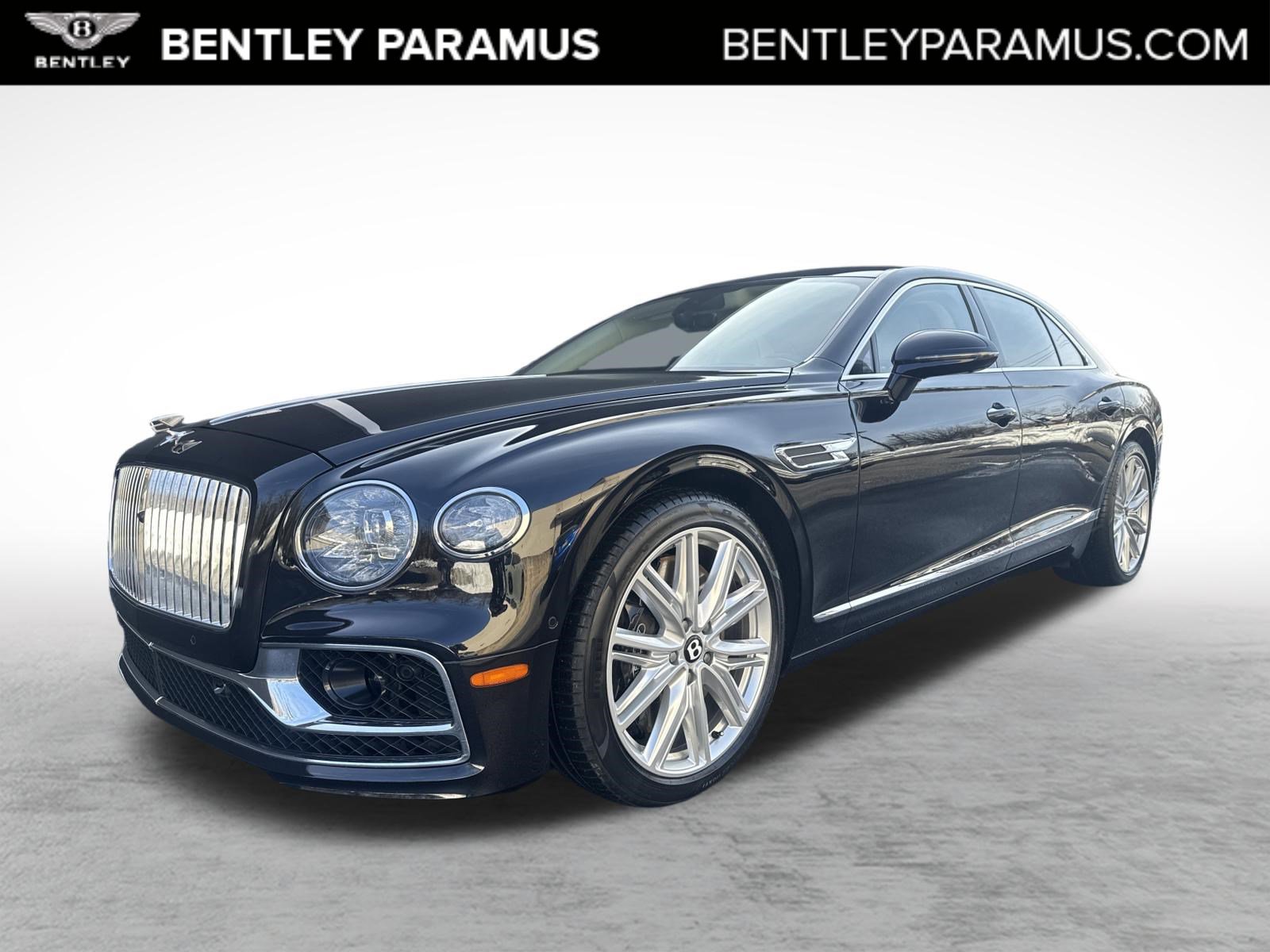 Used 2023 Bentley Flying Spur V8 image 1