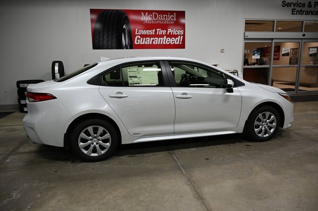 New 2026 Toyota Corolla LE image 4
