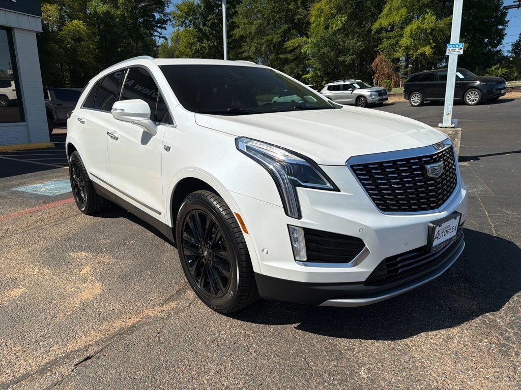 Used 2022 Cadillac XT5 Premium Luxury w/ Technology Package FWD image 4