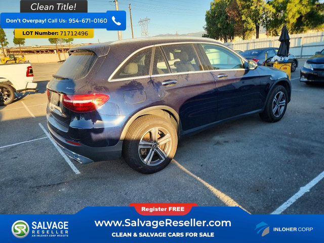 Used 2019 Mercedes-Benz GLC 350e 4MATIC w/ Premium Package image 4