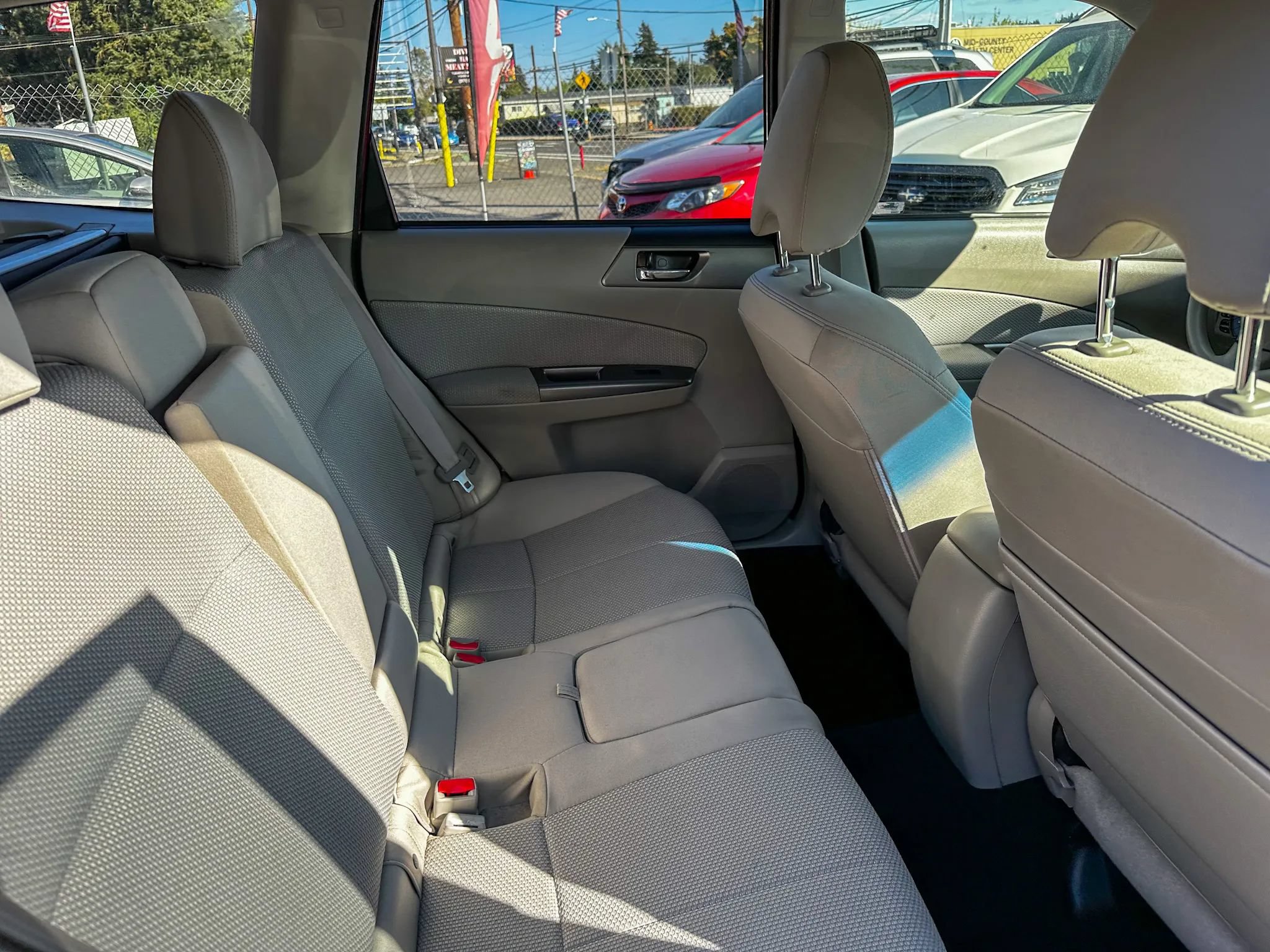 Used 2012 Subaru Forester 2.5X Premium AWD/4WD image 30