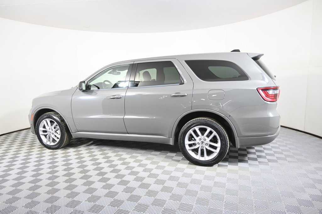 Used 2023 Dodge Durango GT image 3