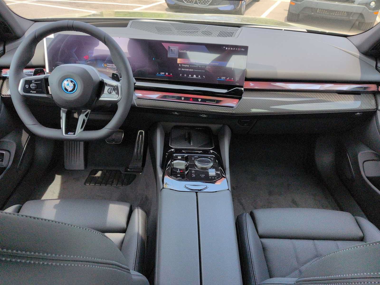 Used 2027 BMW 550e xDrive AWD/4WD image 16