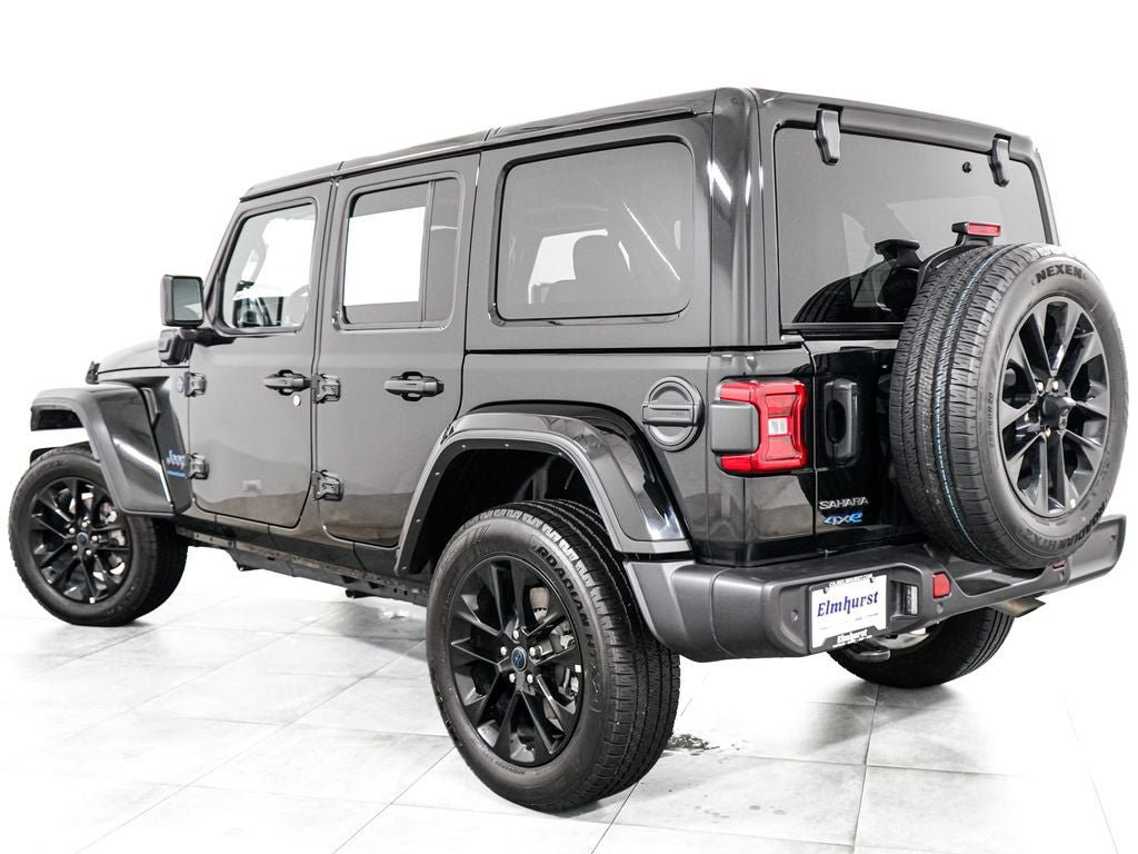Used 2025 Jeep Wrangler Unlimited Sahara w/ Safety Group AWD/4WD image 5