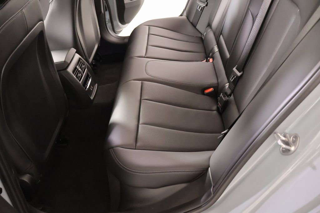 New 2026 BMW 330i xDrive Sedan w/ M Sport Package image 12