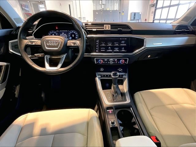 Used 2023 Audi Q3 2.0T Premium w/ Convenience Package AWD/4WD image 14