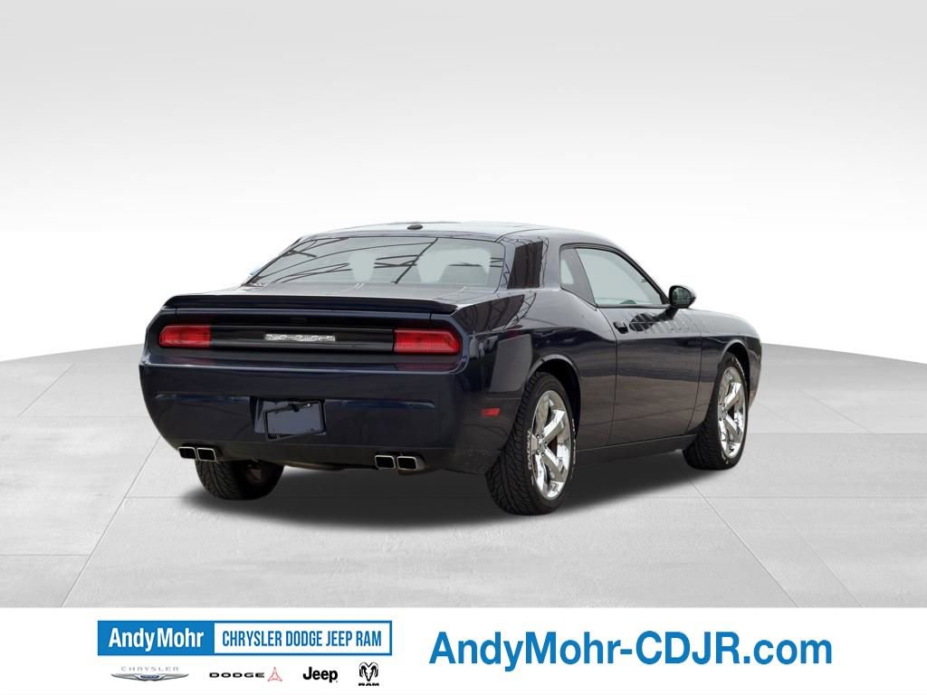 Used 2013 Dodge Challenger R/T Plus RWD image 7