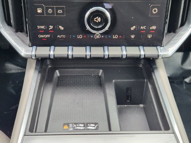 Used 2026 GMC Acadia Elevation FWD image 20