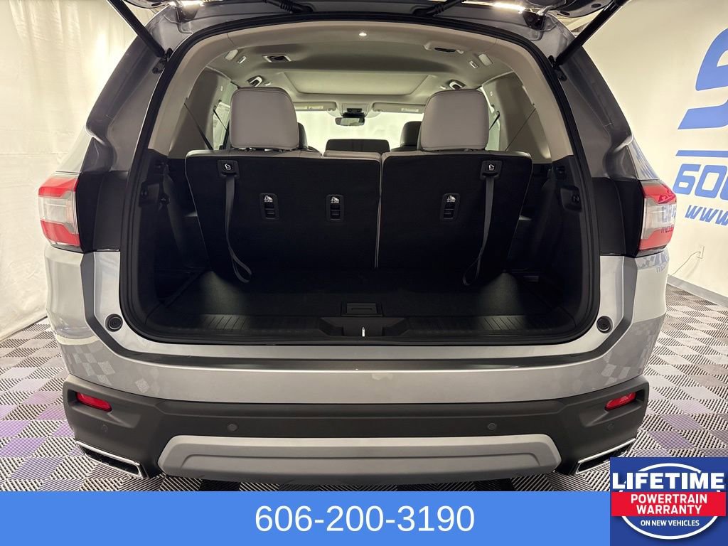 New 2025 Honda Pilot Touring image 10
