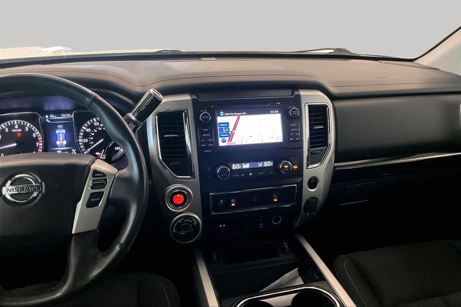 Used 2018 Nissan Titan SV w/ SV Convenience Package AWD/4WD image 6