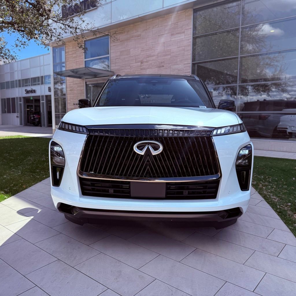 Certified 2026 INFINITI QX80 Autograph image 3