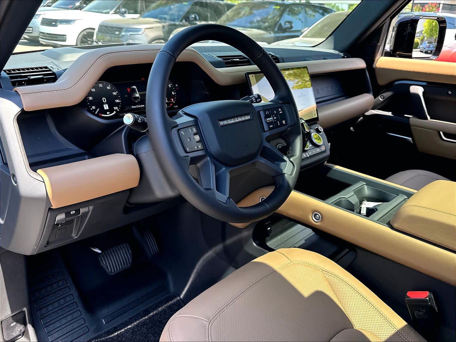 New 2026 Land Rover Defender 130 X-Dynamic SE AWD/4WD image 8