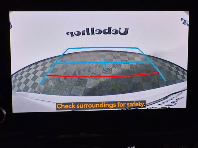 Used 2023 Toyota Highlander L image 20