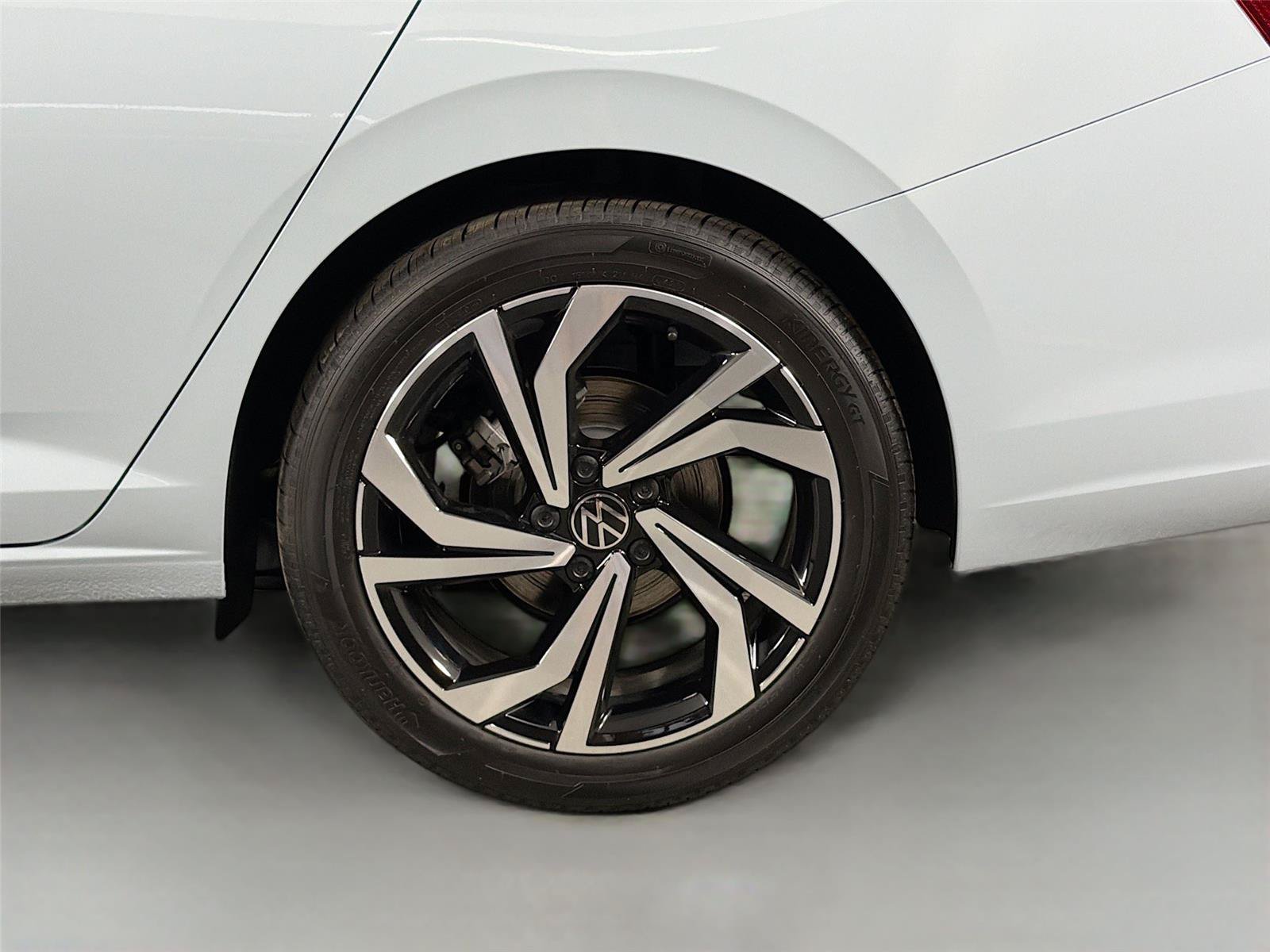 New 2026 Volkswagen Jetta SEL FWD image 27