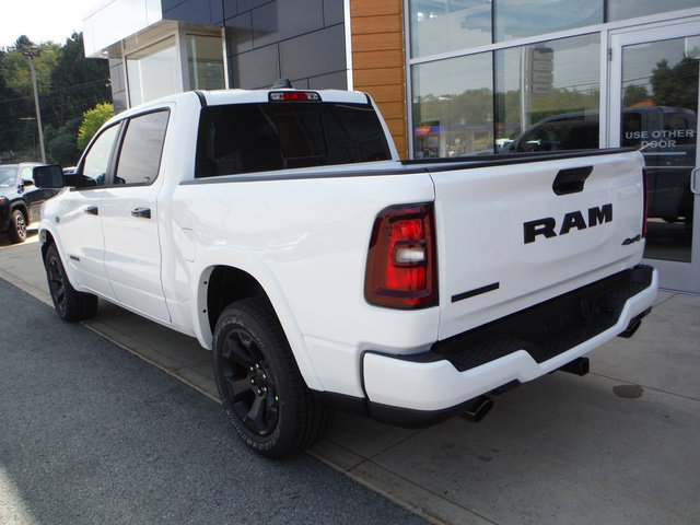New 2027 RAM 1500 4x4 Crew Cab image 17
