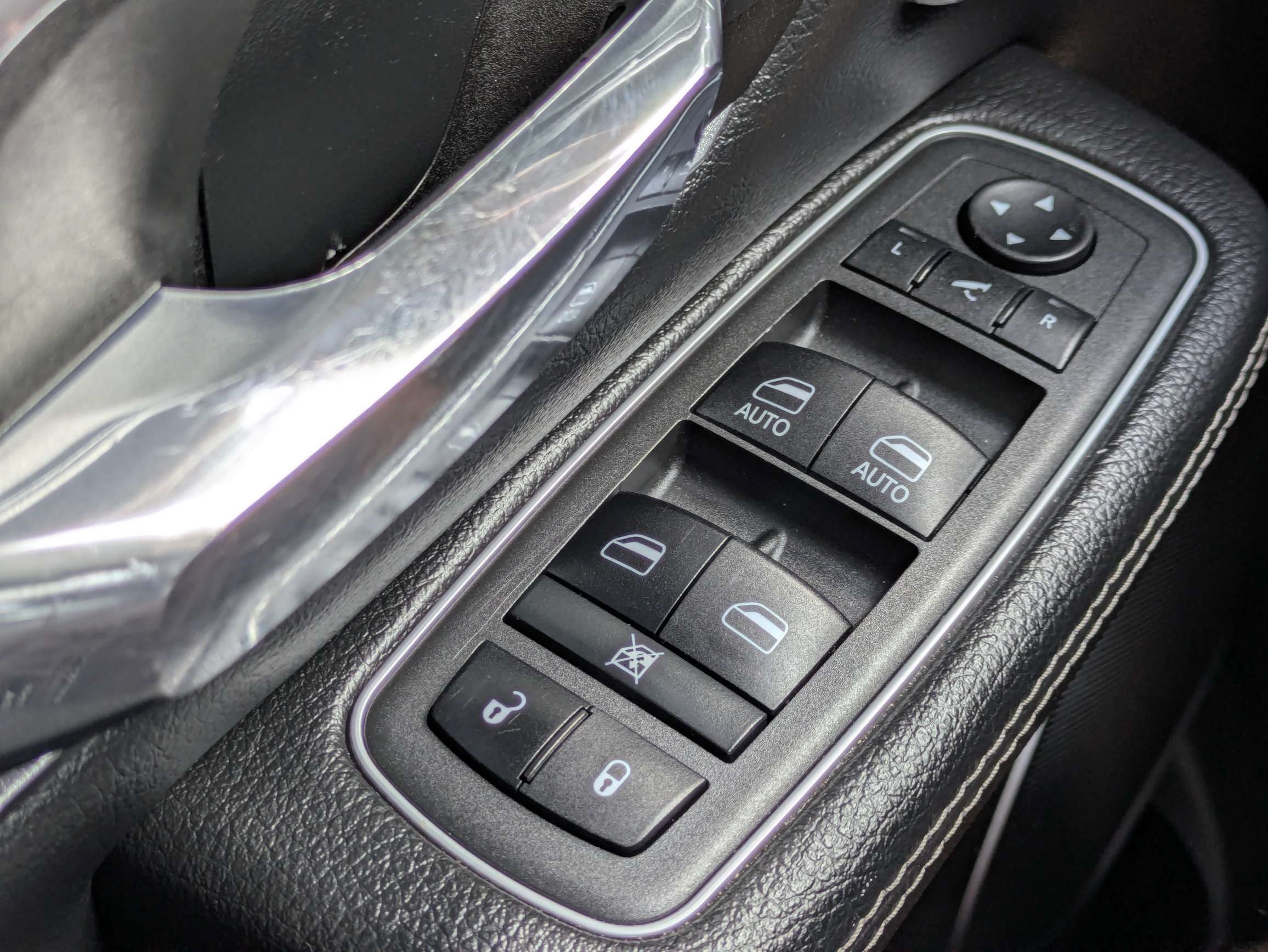 Used 2022 RAM 1500 Laramie RWD image 22