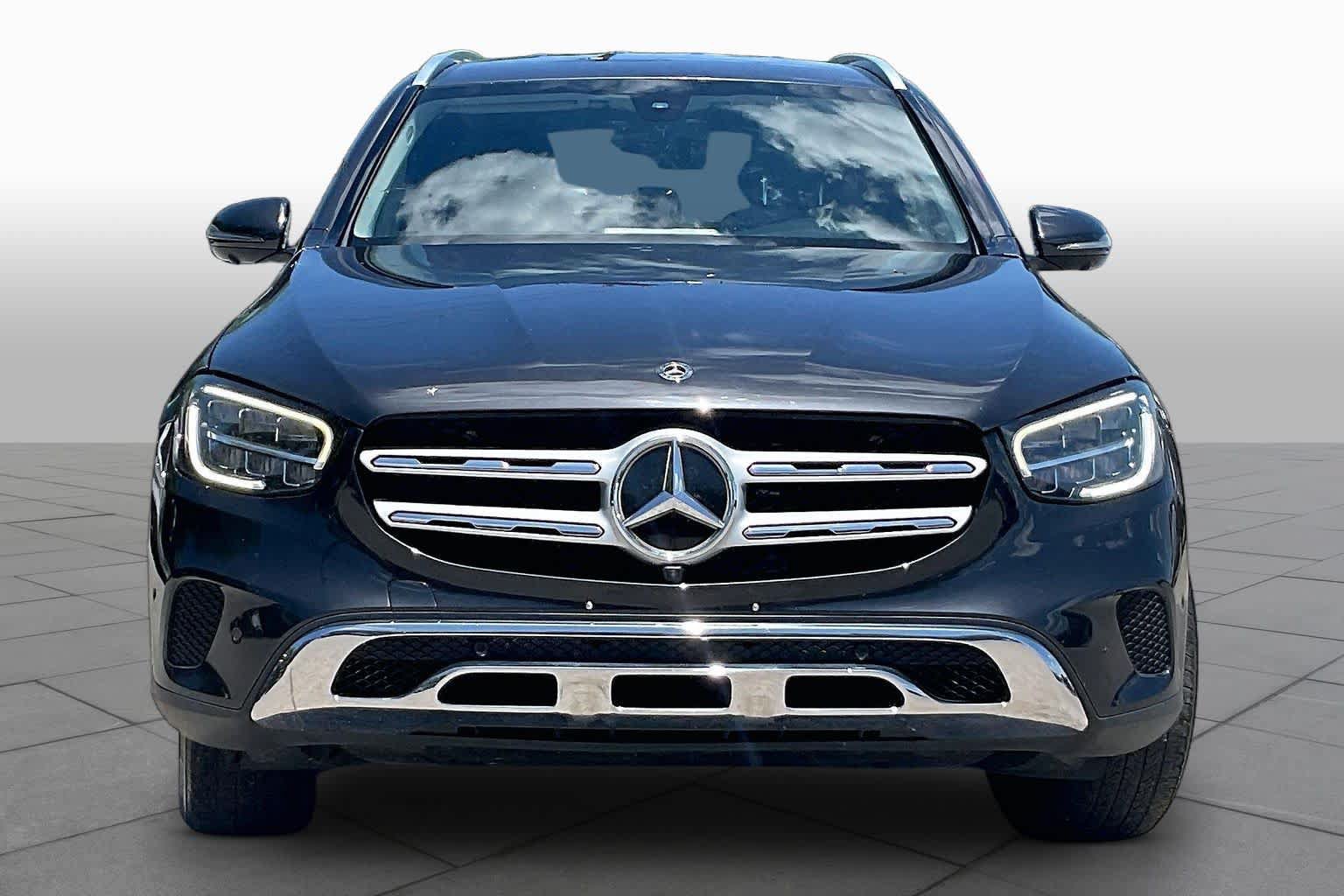 Used 2021 Mercedes-Benz GLC 300 image 4
