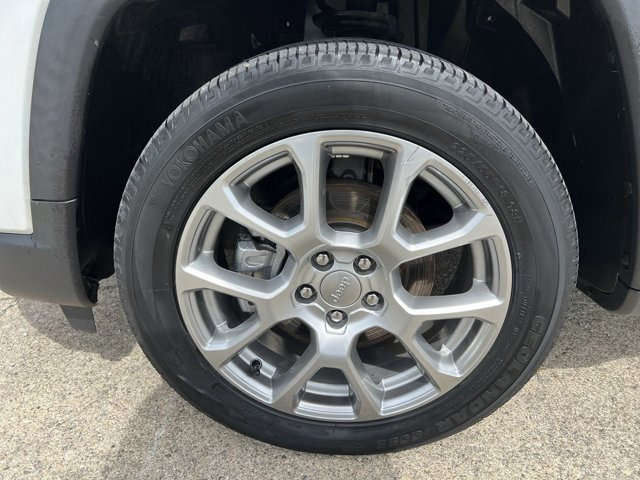 Used 2022 Jeep Compass Latitude w/ Sun and Sound Group image 33