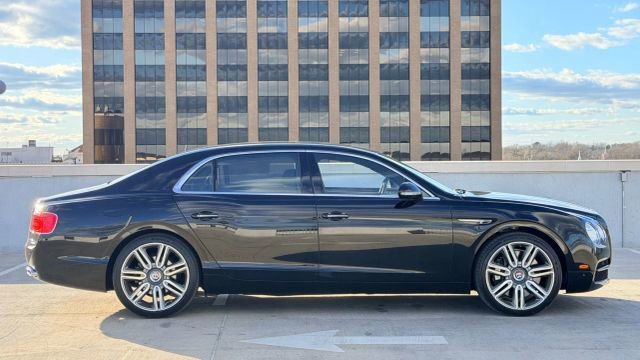 Used 2016 Bentley Flying Spur V8 image 6