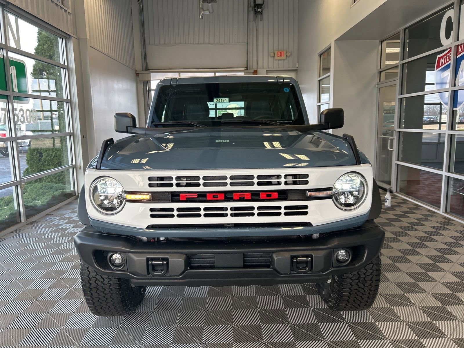 New 2025 Ford Bronco Heritage Edition image 4