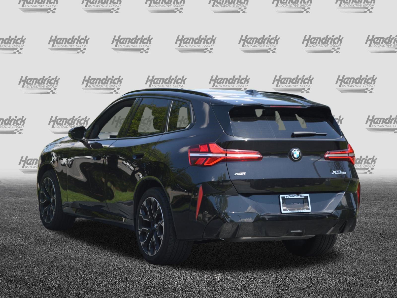 Used 2025 BMW X3 xDrive30i w/ Premium Package AWD/4WD image 9
