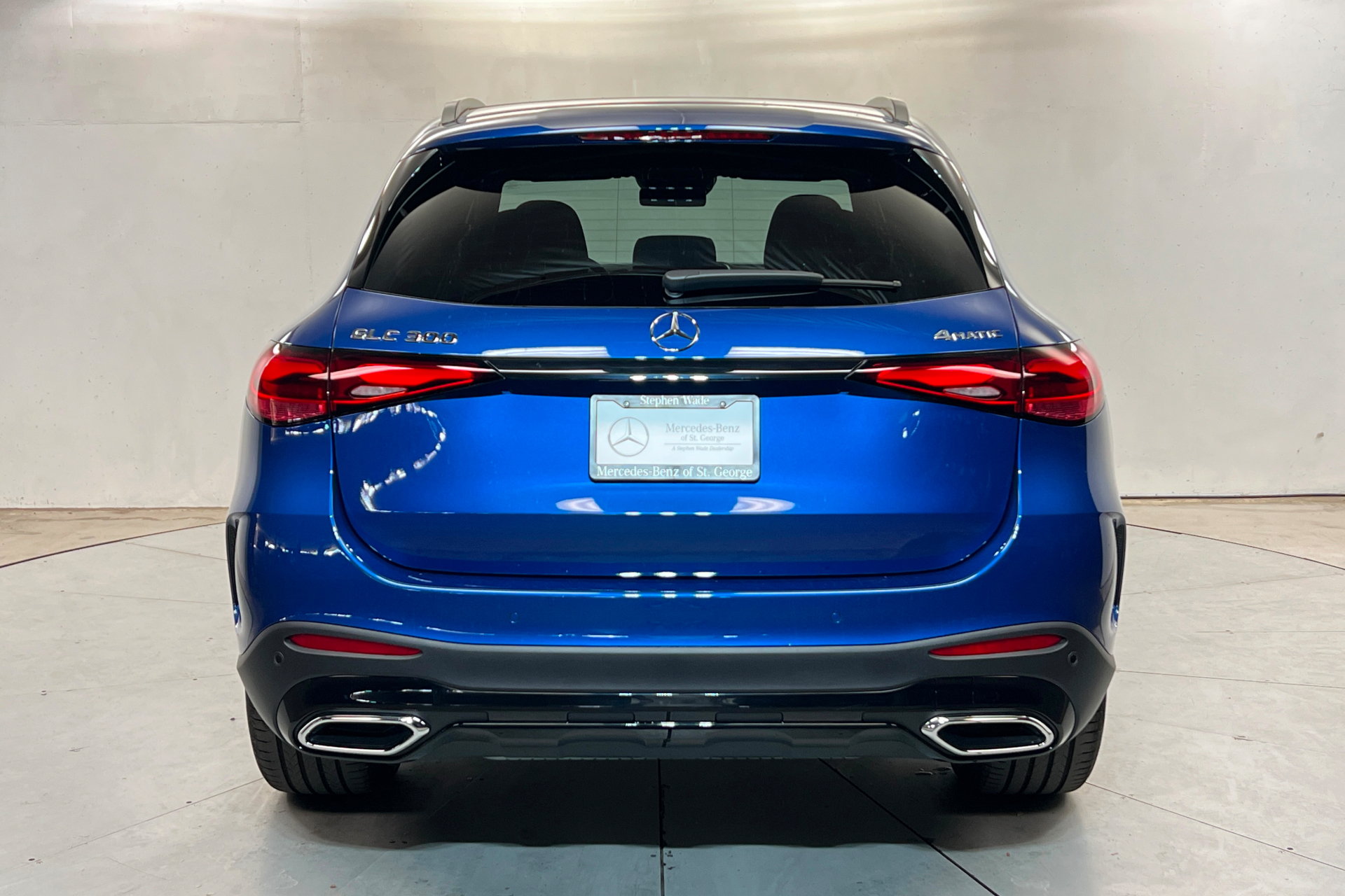 New 2027 Mercedes-Benz GLC 300 4MATIC image 4