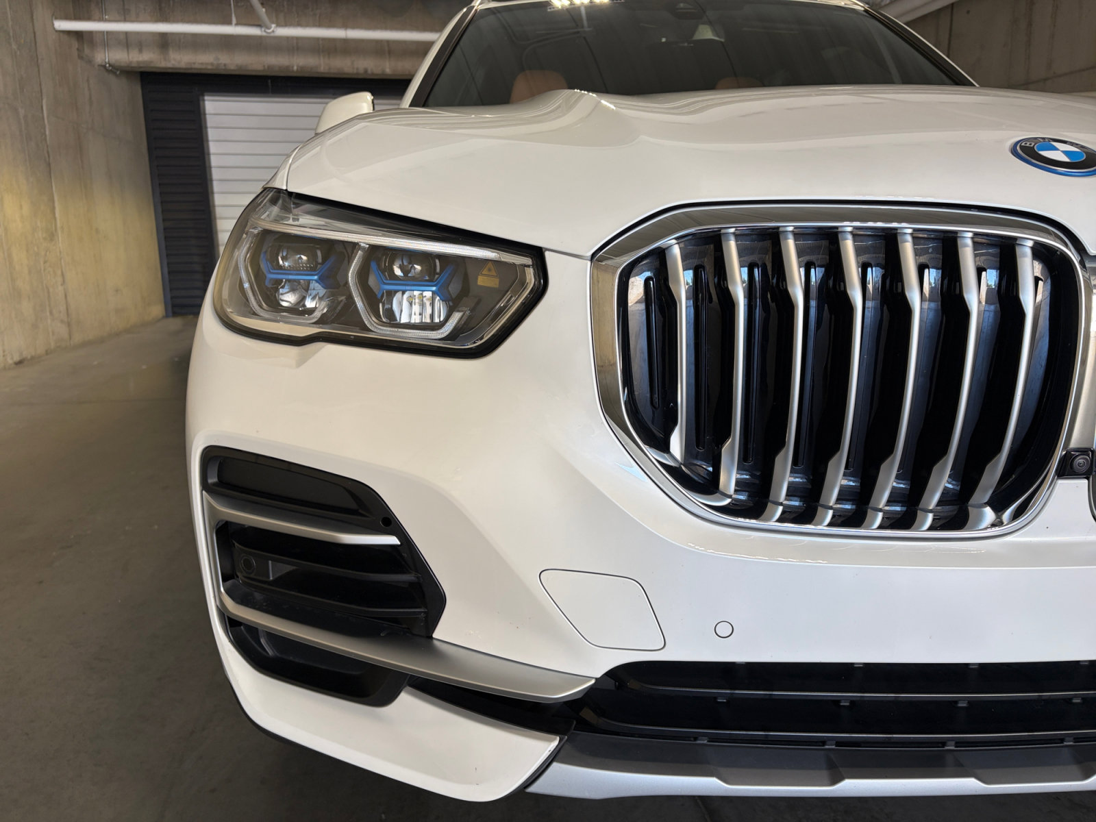 Used 2023 BMW X5 xDrive45e w/ Executive Package AWD/4WD image 14