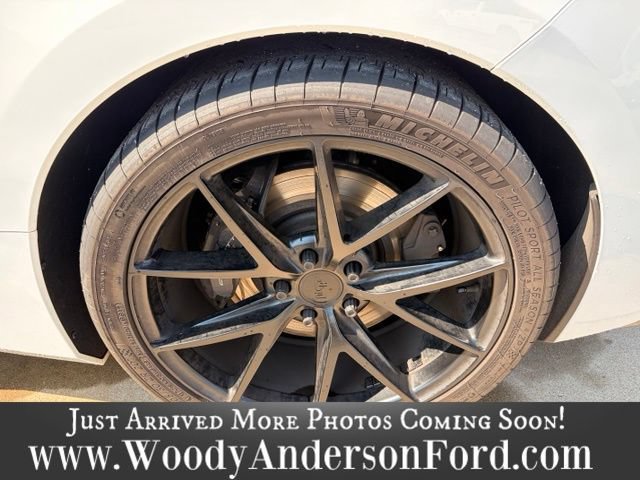 Used 2020 Chevrolet Corvette Stingray Preferred Cpe w/ 2LT Preferred Equipment Group RWD image 9