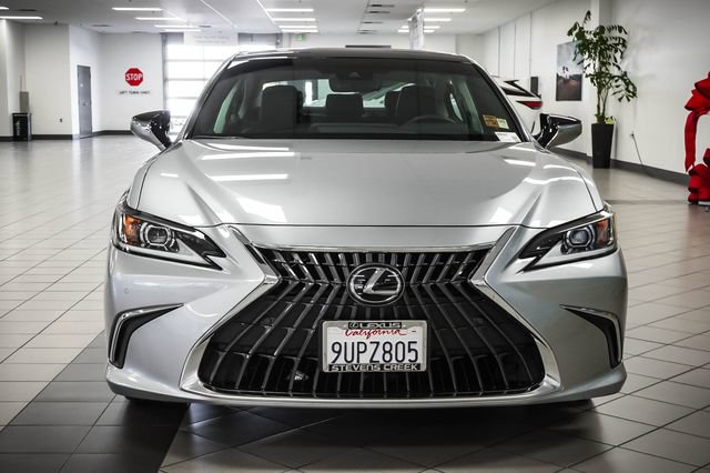 Certified 2025 Lexus ES 350 w/ Premium Package FWD image 4