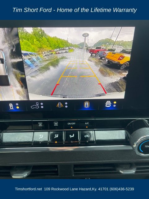Used 2024 Chevrolet Colorado Trail Boss w/ Technology Package AWD/4WD image 14