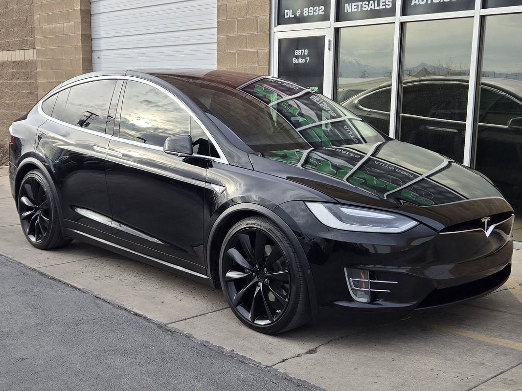 Used 2016 Tesla Model X 90D AWD/4WD image 7