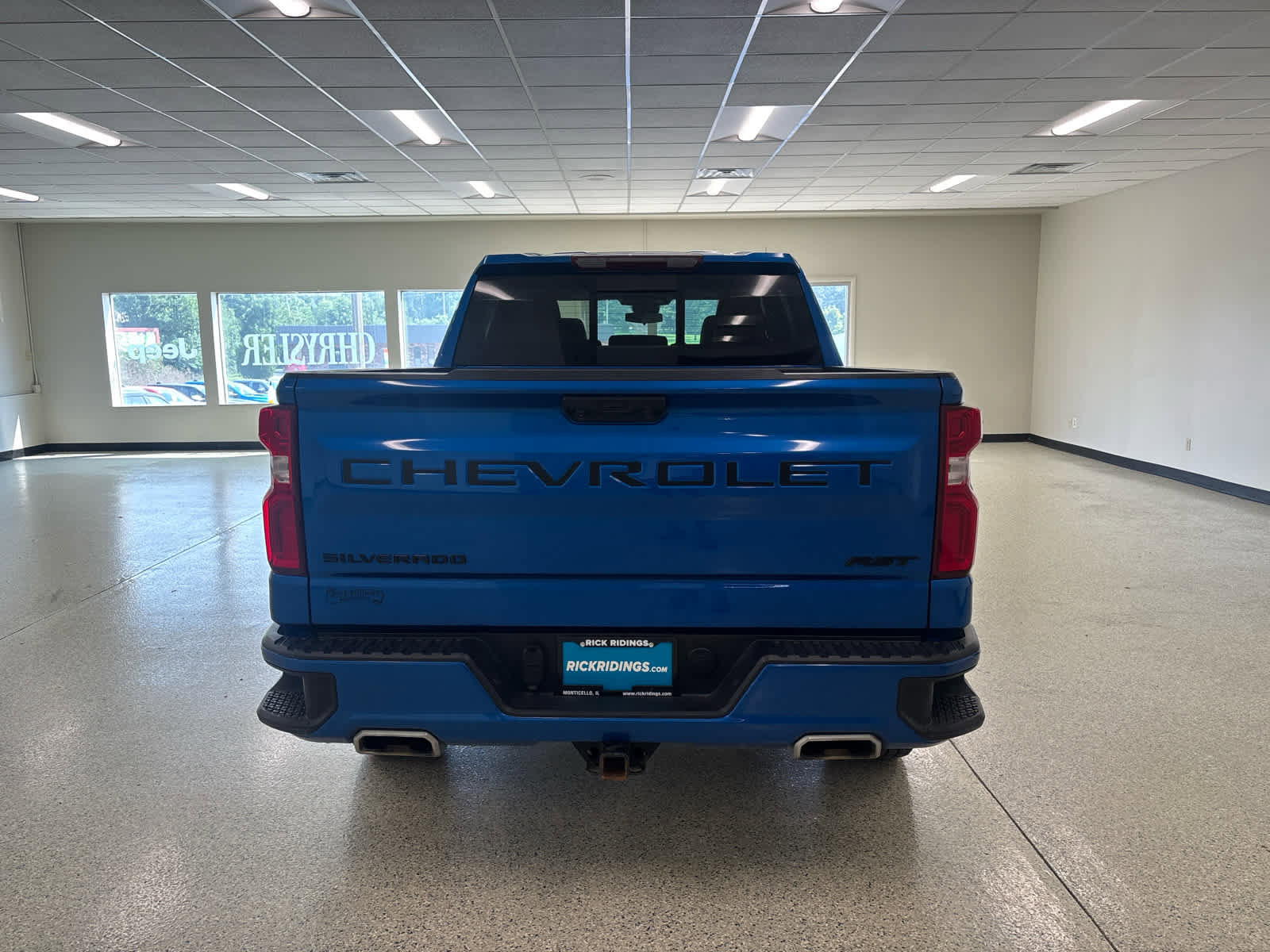 Used 2023 Chevrolet Silverado 1500 RST image 8