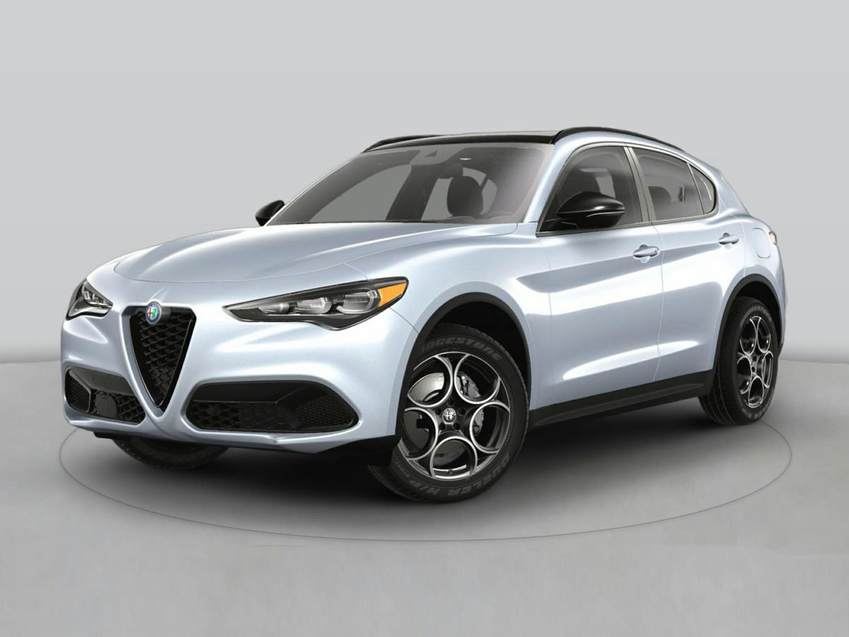 New 2025 Alfa Romeo Stelvio Sprint