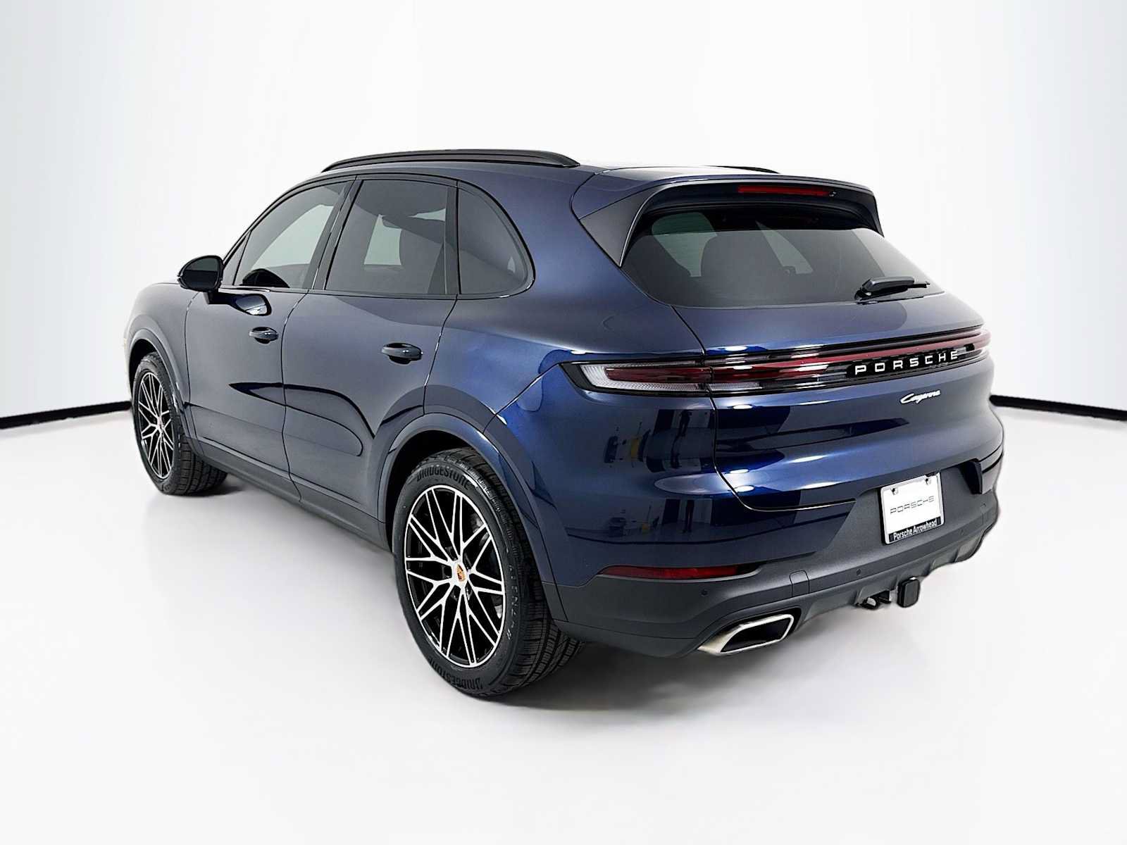 New 2026 Porsche Cayenne AWD/4WD image 3