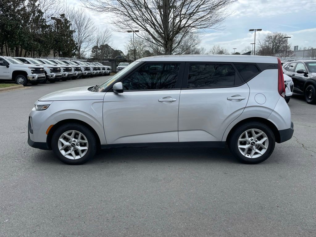 Used 2021 Kia Soul S image 4