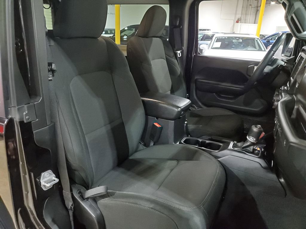 Used 2019 Jeep Wrangler Sport S image 14
