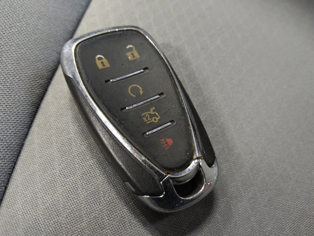 Used 2021 Chevrolet Malibu LT FWD image 32