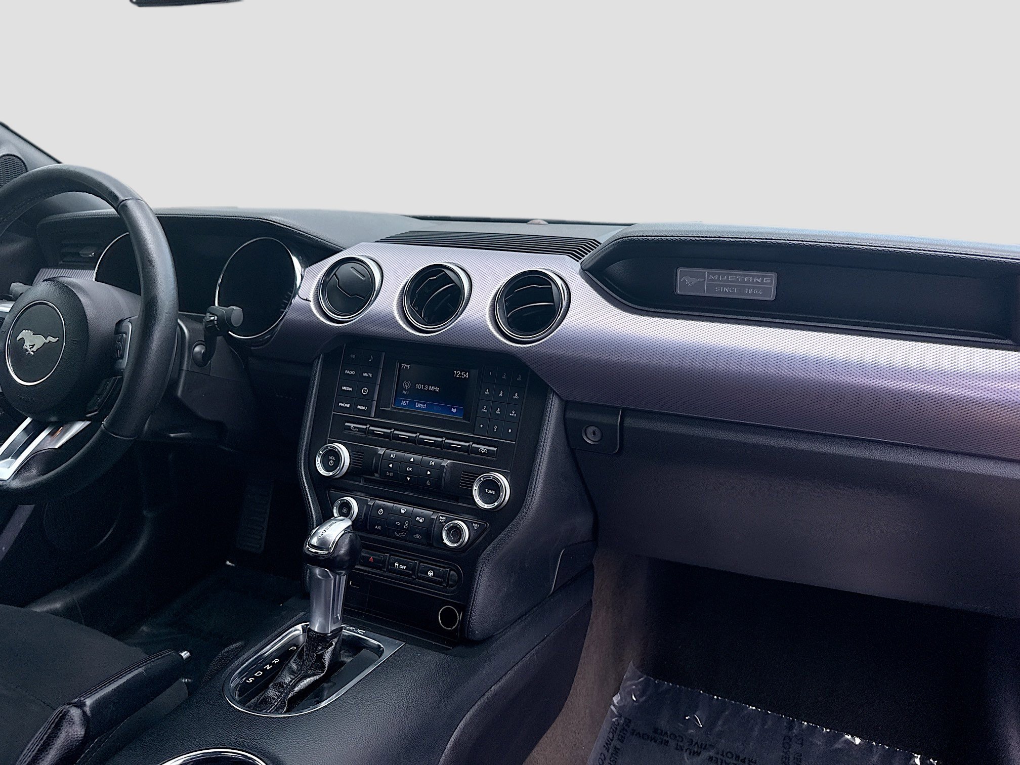 Used 2017 Ford Mustang EcoBoost image 29