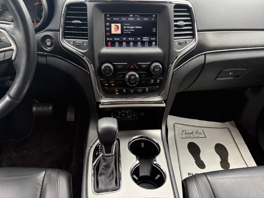 Used 2018 Jeep Grand Cherokee Limited AWD/4WD image 11