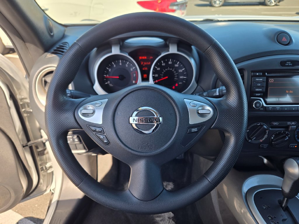 Used 2016 Nissan Juke S FWD image 25