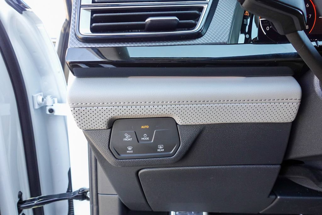 New 2026 Volkswagen Atlas Peak Edition image 21