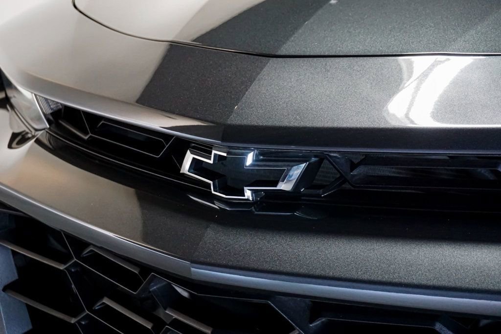 Used 2018 Chevrolet Camaro ZL1 image 51